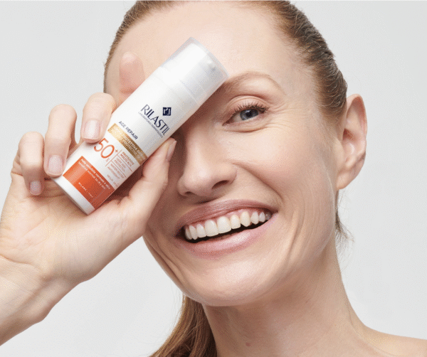 AGE REPAIR PROTECTIVE AND ANTIWRINKLE CREAM SPF 50+